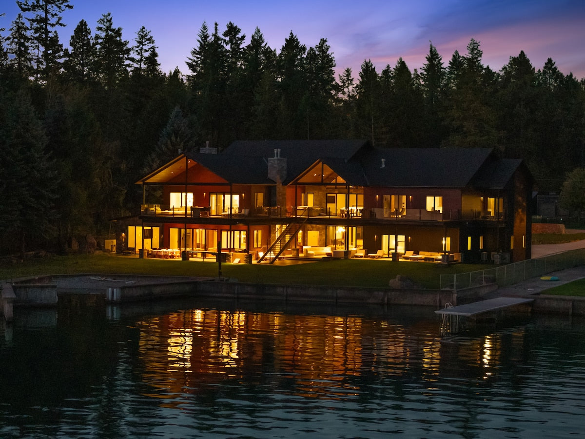 Flathead Lake Luxe Waterfront Private Cove Hottub