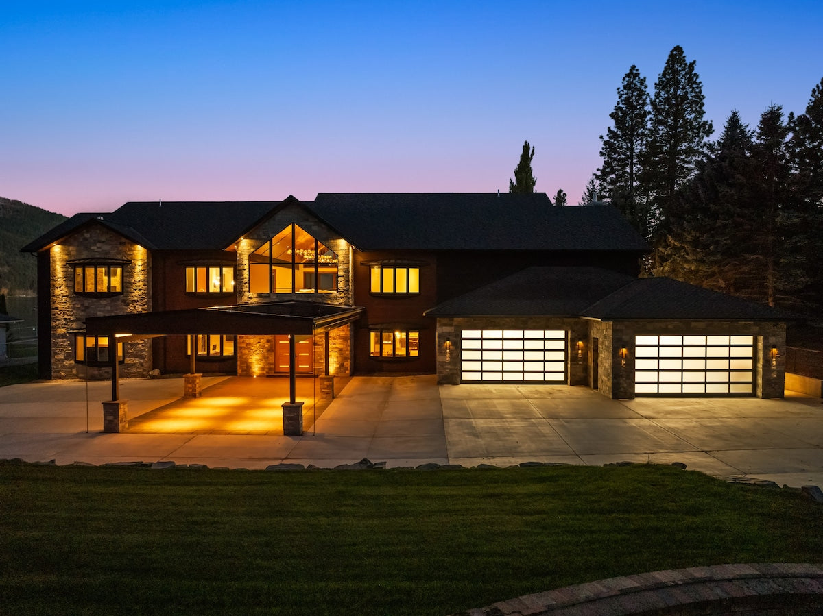 Flathead Lake Luxe Waterfront Private Cove Hottub